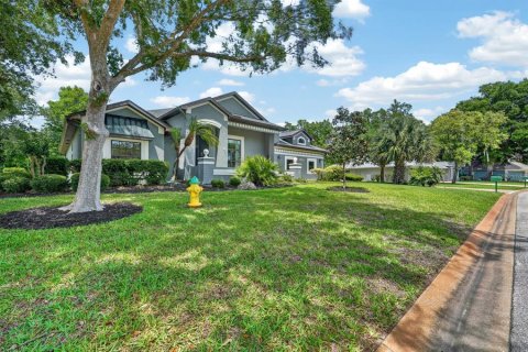 House in Ormond Beach, Florida 4 bedrooms, 265.98 sq.m. № 2223587 - photo 6