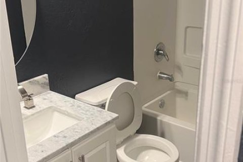 Condominio en alquiler en Orlando, Florida, 3 dormitorios, 65.03 m2 № 1855823 - foto 4