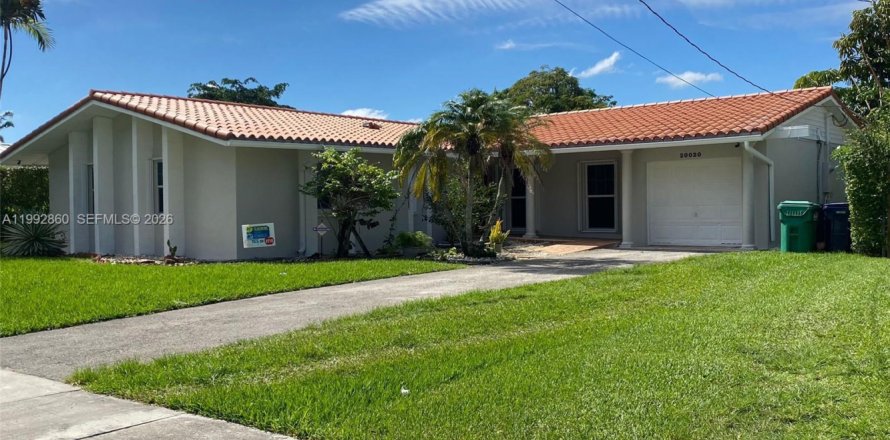 Дом в Катлер-Бей, Флорида 5 спален, 176.14м2 № 2065229