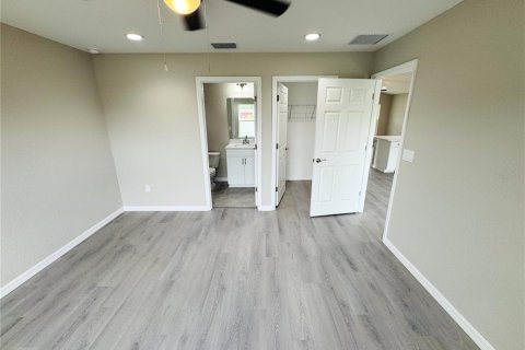 Casa en alquiler en Belleview, Florida, 3 dormitorios, 109.72 m2 № 1810099 - foto 5