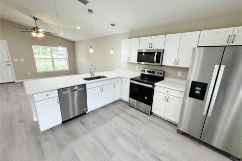 Casa en alquiler en Belleview, Florida, 3 dormitorios, 109.72 m2 № 1810099 - foto 3