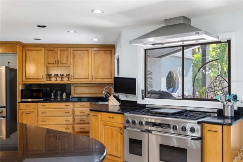 Villa ou maison à vendre à Temple Terrace, Floride: 5 chambres, 385.36 m2 № 1822524 - photo 13