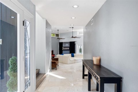 Villa ou maison à vendre à Temple Terrace, Floride: 5 chambres, 385.36 m2 № 1822524 - photo 23
