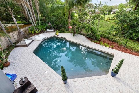 Villa ou maison à vendre à Temple Terrace, Floride: 5 chambres, 385.36 m2 № 1822524 - photo 7