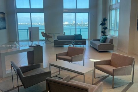Condo in Miami, Florida  № 1997649 - photo 23