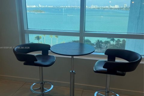 Condo in Miami, Florida  № 1997649 - photo 25