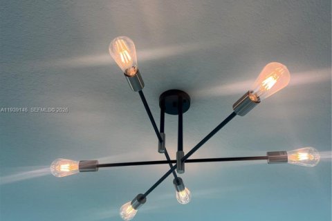 Condo in Miami, Florida  № 1997649 - photo 22