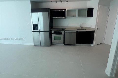 Condo in Miami, Florida  № 1997649 - photo 12