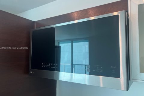 Condo in Miami, Florida  № 1997649 - photo 21