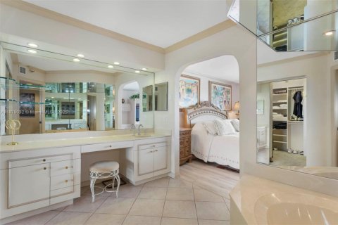 Купить кондоминиум в Авентура, Флорида 2 спальни, 136.01м2, № 2013388 - фото 28