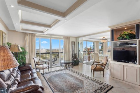 Купить кондоминиум в Авентура, Флорида 2 спальни, 136.01м2, № 2013388 - фото 17