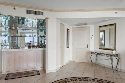 Купить кондоминиум в Авентура, Флорида 2 спальни, 136.01м2, № 2013388 - фото 19