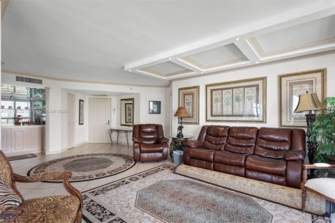 Купить кондоминиум в Авентура, Флорида 2 спальни, 136.01м2, № 2013388 - фото 18