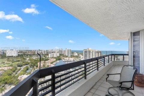 Купить кондоминиум в Авентура, Флорида 2 спальни, 136.01м2, № 2013388 - фото 11