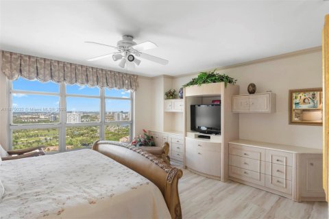 Купить кондоминиум в Авентура, Флорида 2 спальни, 136.01м2, № 2013388 - фото 27