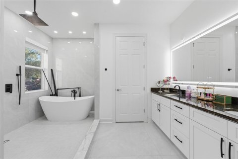Villa ou maison à vendre à Windermere, Floride: 8 chambres, 439.89 m2 № 2109013 - photo 15