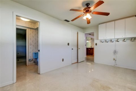 Villa ou maison à vendre à Largo, Floride: 4 chambres, 213.12 m2 № 1852960 - photo 29