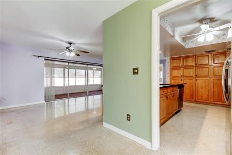 Villa ou maison à vendre à Largo, Floride: 4 chambres, 213.12 m2 № 1852960 - photo 14