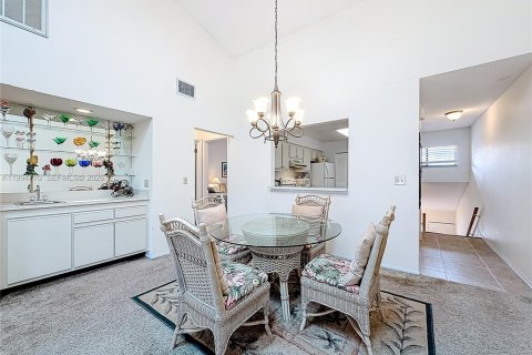 Condo in Orlando, Florida, 2 bedrooms  № 2059580 - photo 20