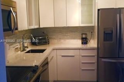 Condominio en venta en Aventura, Florida, 2 dormitorios, 103.31 m2 № 2077196 - foto 5