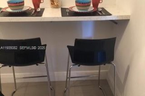 Condominio en venta en Aventura, Florida, 2 dormitorios, 103.31 m2 № 2077196 - foto 6