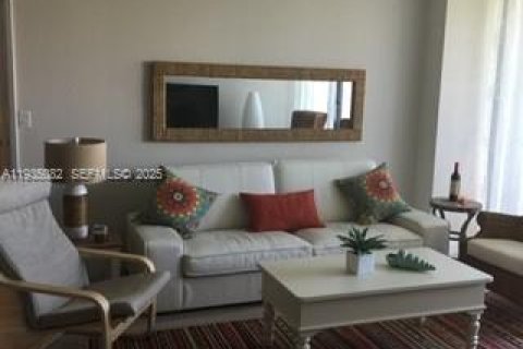 Condominio en venta en Aventura, Florida, 2 dormitorios, 103.31 m2 № 2077196 - foto 10