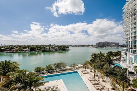 Copropriété à louer à Miami Beach, Floride: 2 chambres, 88.44 m2 № 2064008 - photo 20