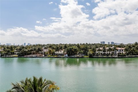 Copropriété à louer à Miami Beach, Floride: 2 chambres, 88.44 m2 № 2064008 - photo 12