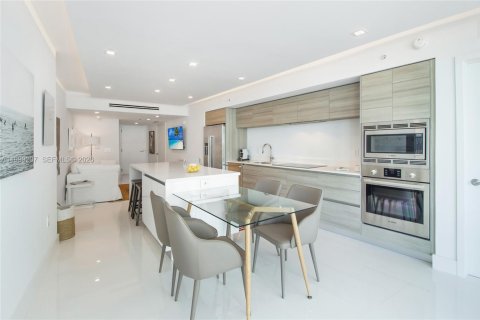 Copropriété à louer à Miami Beach, Floride: 2 chambres, 88.44 m2 № 2064008 - photo 9