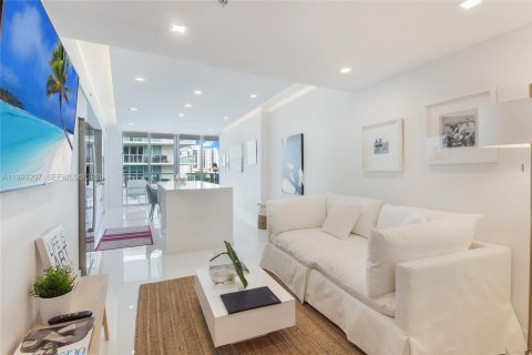 Copropriété à louer à Miami Beach, Floride: 2 chambres, 88.44 m2 № 2064008 - photo 15