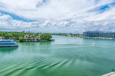 Copropriété à louer à Miami Beach, Floride: 2 chambres, 88.44 m2 № 2064008 - photo 2