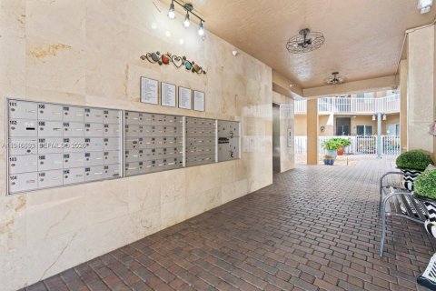 Copropriété à vendre à Tamarac, Floride: 2 chambres, 118.45 m2 № 2002903 - photo 17