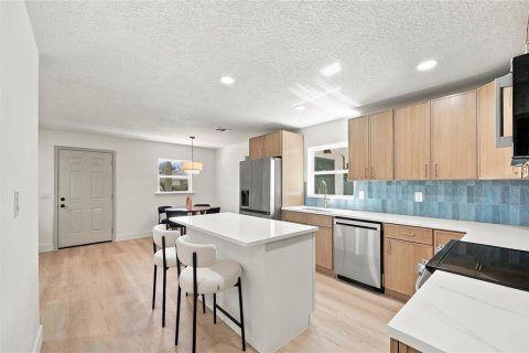 Casa en venta en Orlando, Florida, 3 dormitorios, 102.19 m2 № 2383366 - foto 14