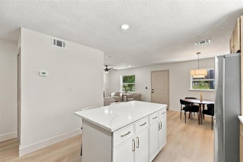Casa en venta en Orlando, Florida, 3 dormitorios, 102.19 m2 № 2383366 - foto 16