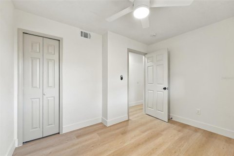 Casa en venta en Orlando, Florida, 3 dormitorios, 102.19 m2 № 2383366 - foto 19