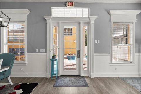 Villa ou maison à vendre à Kissimmee, Floride: 5 chambres, 282.24 m2 № 2425476 - photo 4