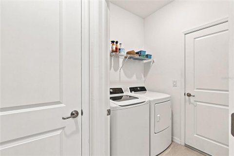 Villa ou maison à vendre à Venice, Floride: 3 chambres, 156.17 m2 № 2325066 - photo 25