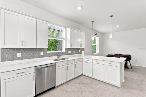 Villa ou maison à vendre à Venice, Floride: 3 chambres, 156.17 m2 № 2325066 - photo 11