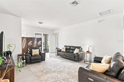 Villa ou maison à vendre à Venice, Floride: 3 chambres, 156.17 m2 № 2325066 - photo 13