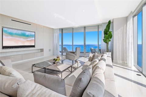 Condo in Sunny Isles Beach, Florida, 4 bedrooms  № 1871277 - photo 9