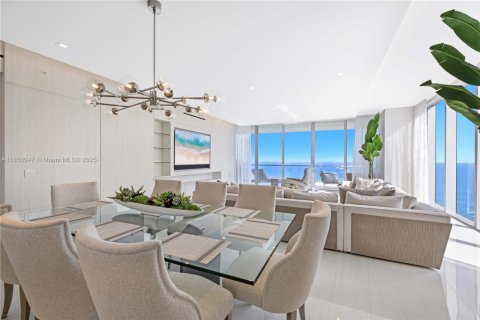 Condo in Sunny Isles Beach, Florida, 4 bedrooms  № 1871277 - photo 8