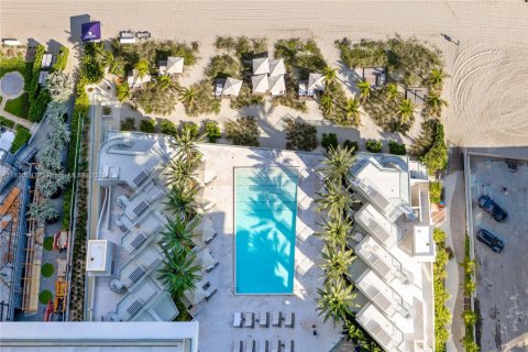 Condo in Sunny Isles Beach, Florida, 4 bedrooms  № 1871277 - photo 26