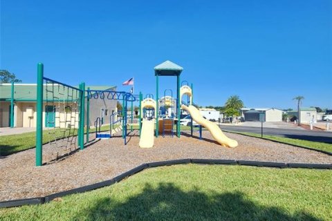 Terreno en venta en Clermont, Florida № 2108684 - foto 25