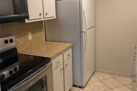 Condominio en venta en Seminole, Florida, 1 dormitorio, 56.48 m2 № 2207285 - foto 9