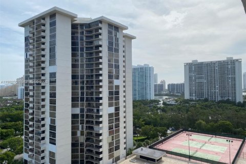 Condominio en venta en Aventura, Florida, 2 dormitorios, 102.56 m2 № 1999422 - foto 18