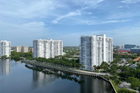 Condominio en venta en Aventura, Florida, 2 dormitorios, 102.56 m2 № 1999422 - foto 22