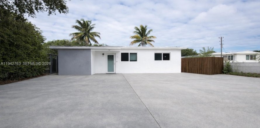 Villa ou maison à Hollywood, Floride 3 chambres, 120.4 m2 № 1999242