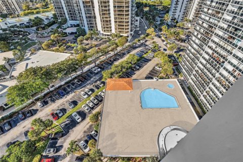 Condo in Aventura, Florida, 2 bedrooms  № 1693071 - photo 28