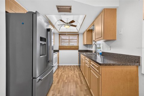 Casa en venta en Sarasota, Florida, 2 dormitorios, 143.35 m2 № 2384145 - foto 23