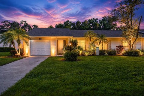 Casa en venta en Sarasota, Florida, 2 dormitorios, 143.35 m2 № 2384145 - foto 2